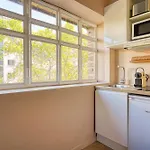 2-bedroom Air-conditioned In The Heart Of 17th